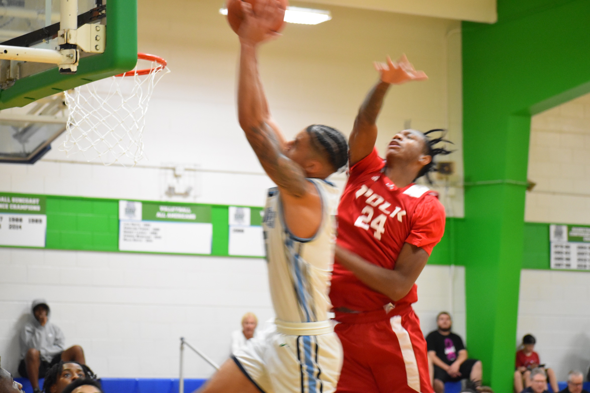 Basketball Wins 7th Straight, Taking Down Polk 79-69